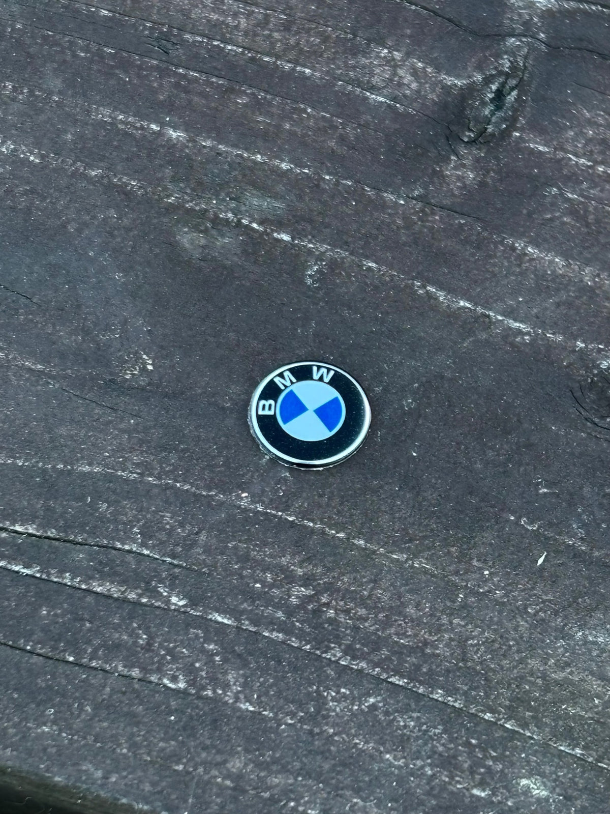 BMW key sticker — Classic blue & white, 11 mm